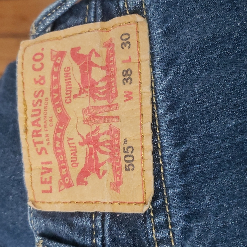 Levis Men's 505 Regular-Fit Non-Stretch Jeans 38W x 30L Medium Wash Preloved